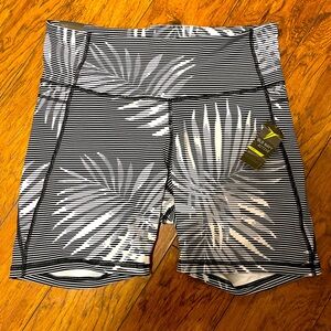 Old Navy Active women’s bike shorts